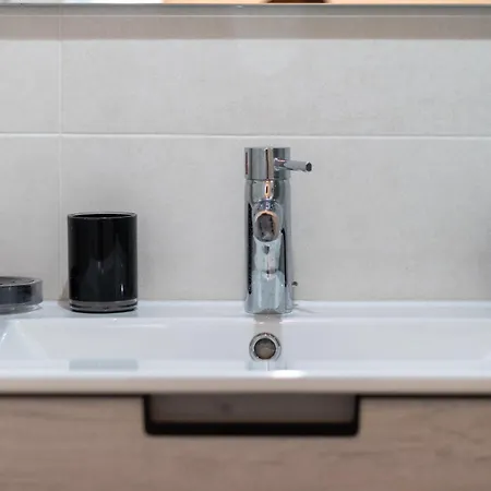 Xirimiri Apartment By People Rentals Bilbao Buitenkant foto